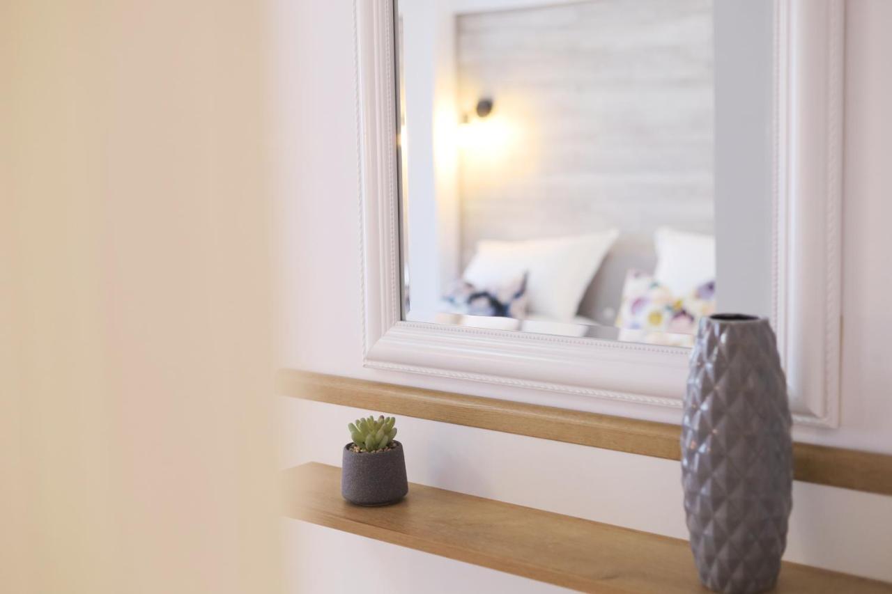 Apartament Patrick กูรา ฮูมอรูลุย ภายนอก รูปภาพ