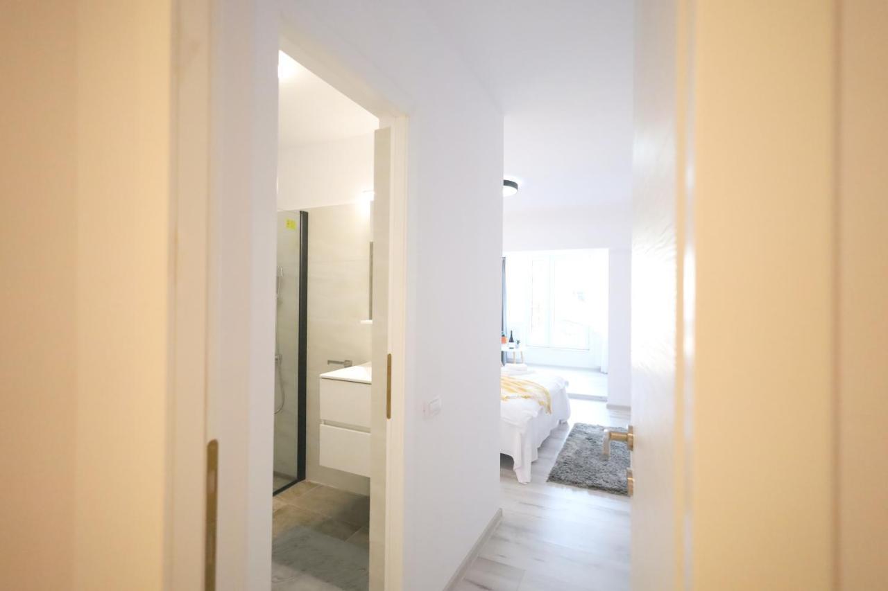 Apartament Patrick กูรา ฮูมอรูลุย ภายนอก รูปภาพ