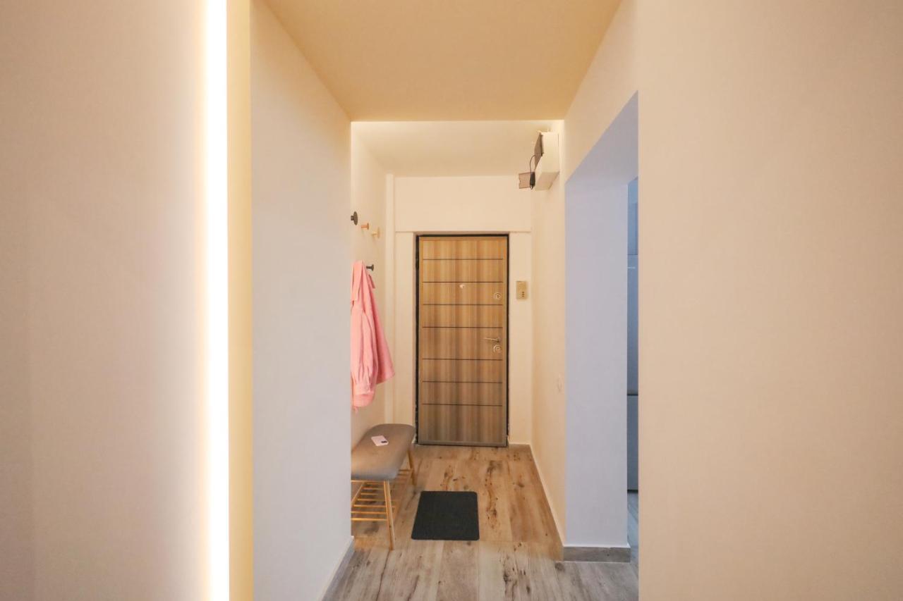 Apartament Patrick กูรา ฮูมอรูลุย ภายนอก รูปภาพ
