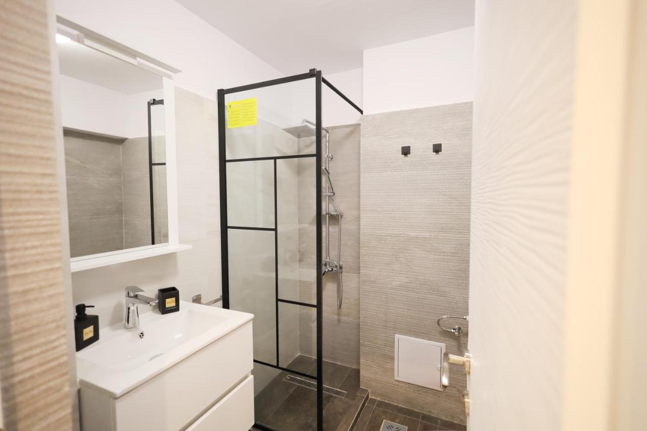 Apartament Patrick กูรา ฮูมอรูลุย ภายนอก รูปภาพ