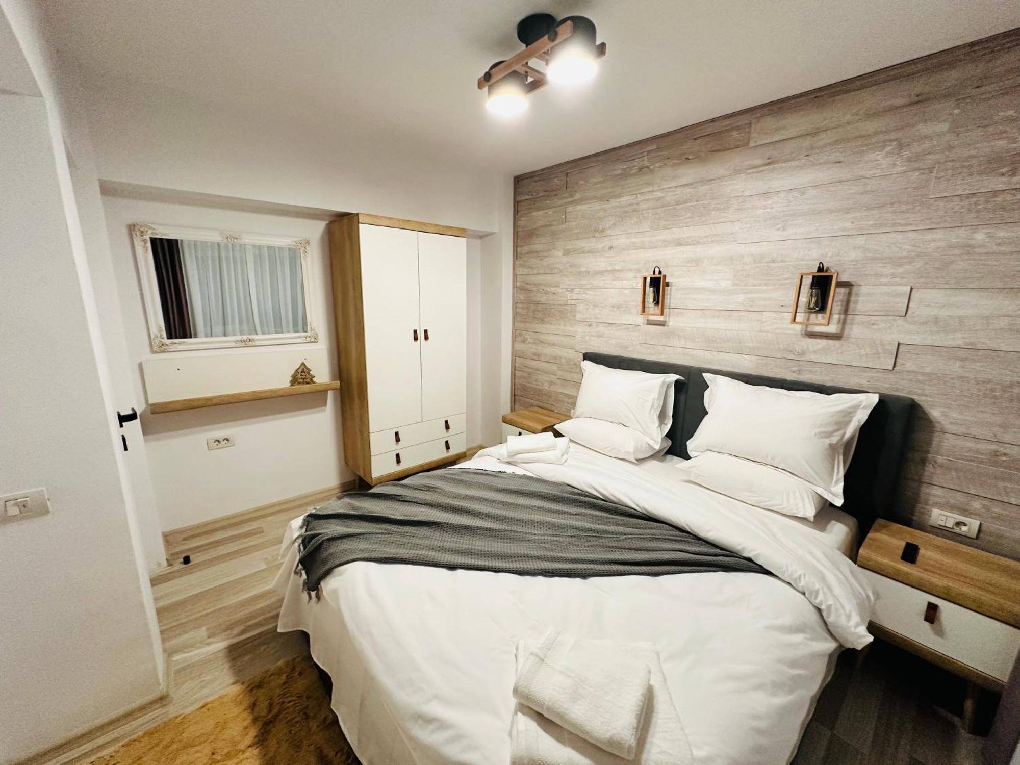 Apartament Patrick กูรา ฮูมอรูลุย ภายนอก รูปภาพ